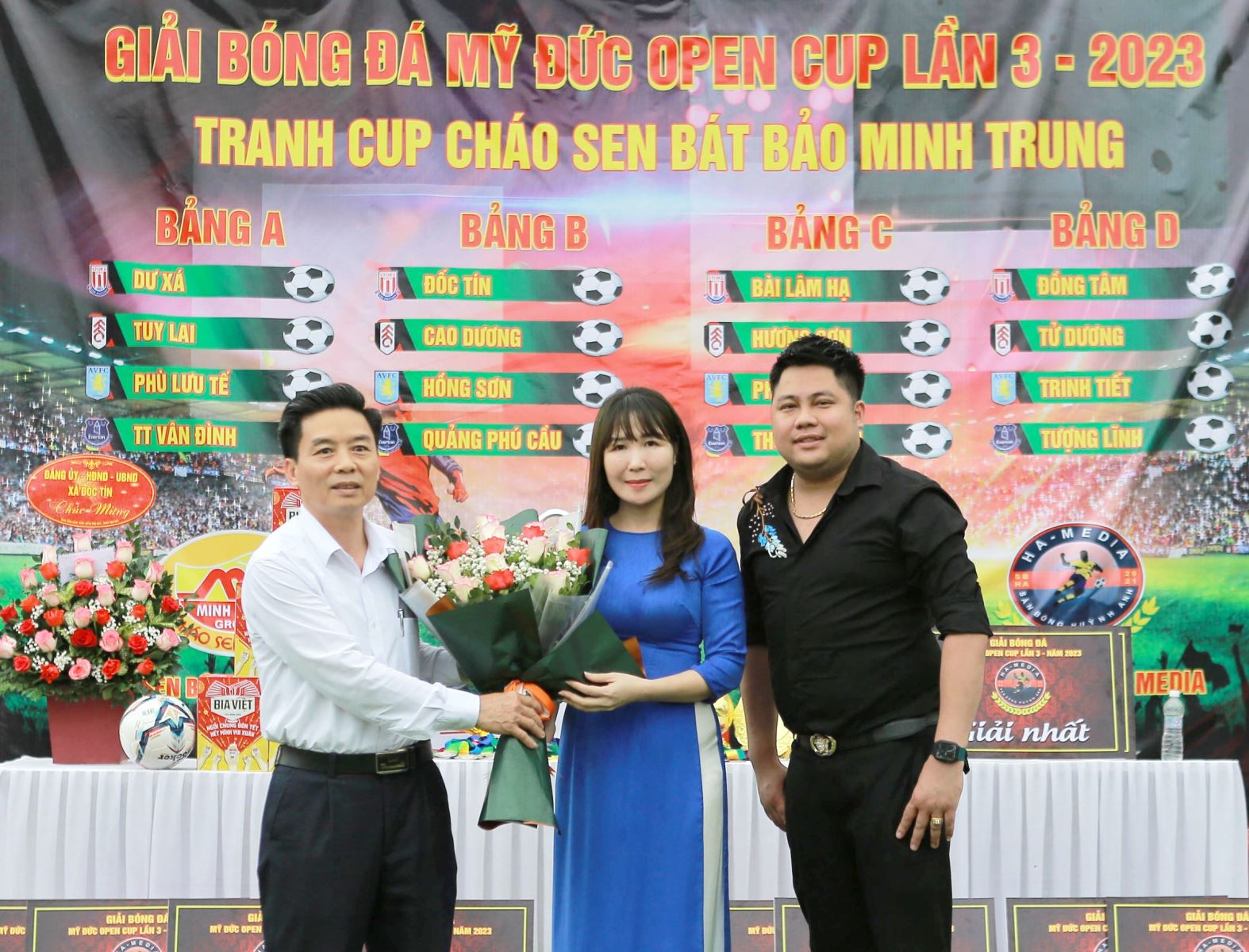 LỄ KHAI MẠC GIẢI BÓNG ĐÁ MỸ ĐỨC OPEN CUP LẦN III - 2023  TRANH CUP CHÁO SEN BÁT BẢO MINH TRUNG