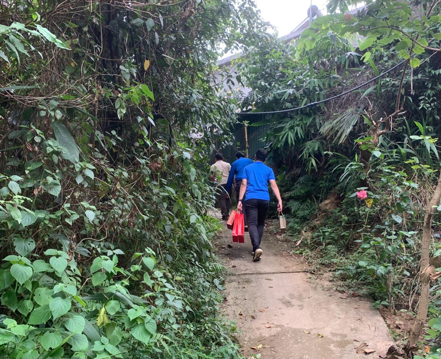 CHÁO SEN BÁT BẢO MINH TRUNG ĐỒNG HÀNH CÙNG ĐOÀN TNCS BỘ THÔNG TIN VÀ TRUYỀN THÔNG 22