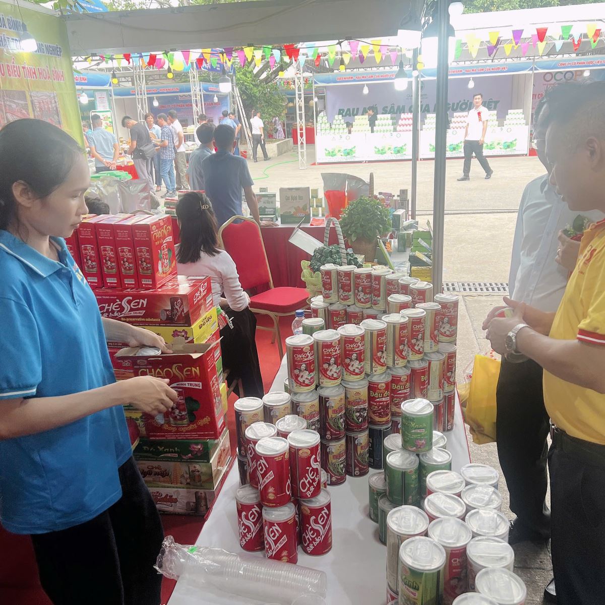 Hình ảnh gian hàng Cháo sen Bát Bảo