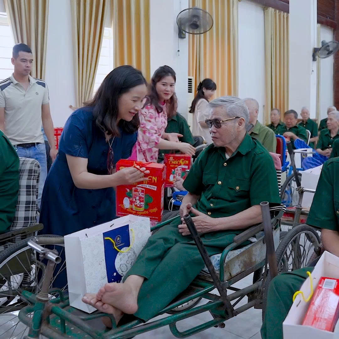 Tập đoàn Minh Trung Việt Nam tổ chức chương trình  tri ân nhân kỷ niệm 79 năm Ngày Thương binh - Liệt sĩ 10