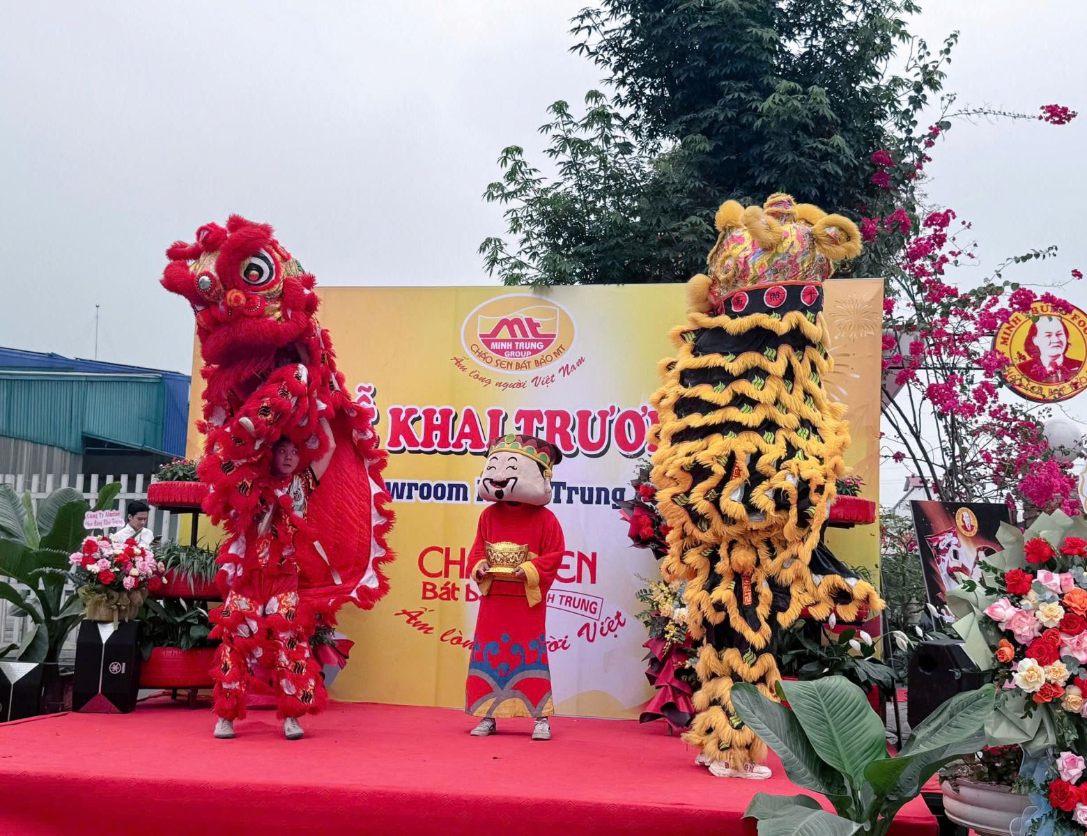 KHAI TRƯƠNG ĐỒNG LOẠT 2 SHOWROOM MINH TRUNG FOOD HỒNG SƠN (HÀ NỘI) VÀ LƯƠNG SƠN (PHÚ THỌ): DẤU MỐC MỞ RỘNG HỆ THỐNG PHÂN PHỐI TOÀN QUỐC