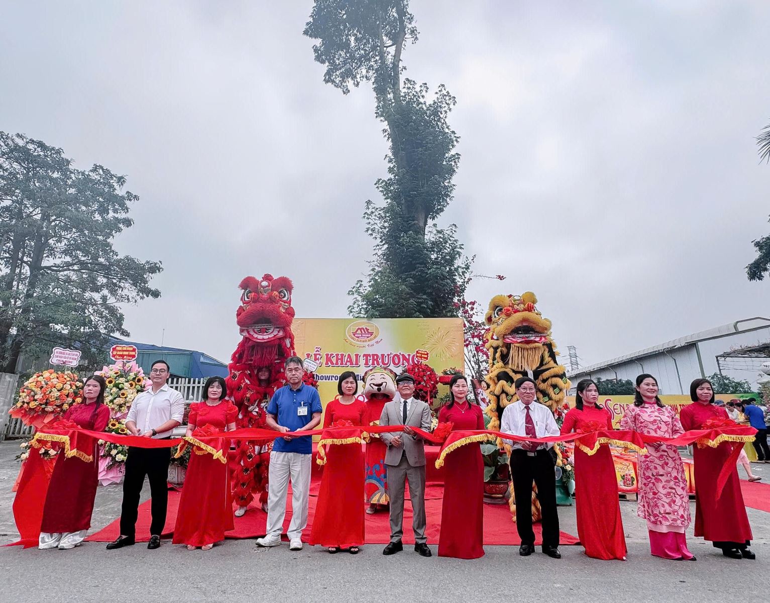 KHAI TRƯƠNG ĐỒNG LOẠT 2 SHOWROOM MINH TRUNG FOOD HỒNG SƠN (HÀ NỘI) VÀ LƯƠNG SƠN (PHÚ THỌ): DẤU MỐC MỞ RỘNG HỆ THỐNG PHÂN PHỐI TOÀN QUỐC 3